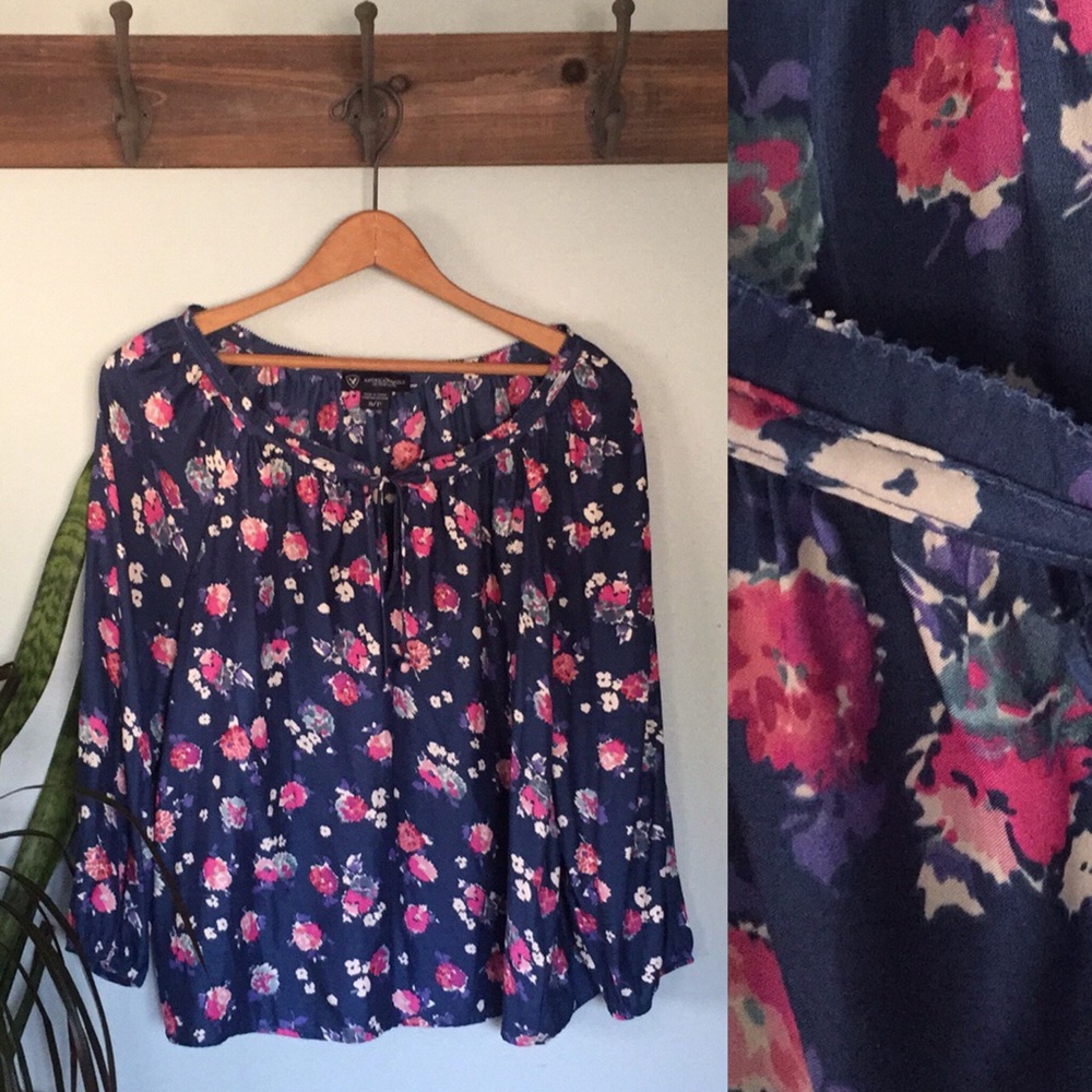 American Eagle floral boho blouse